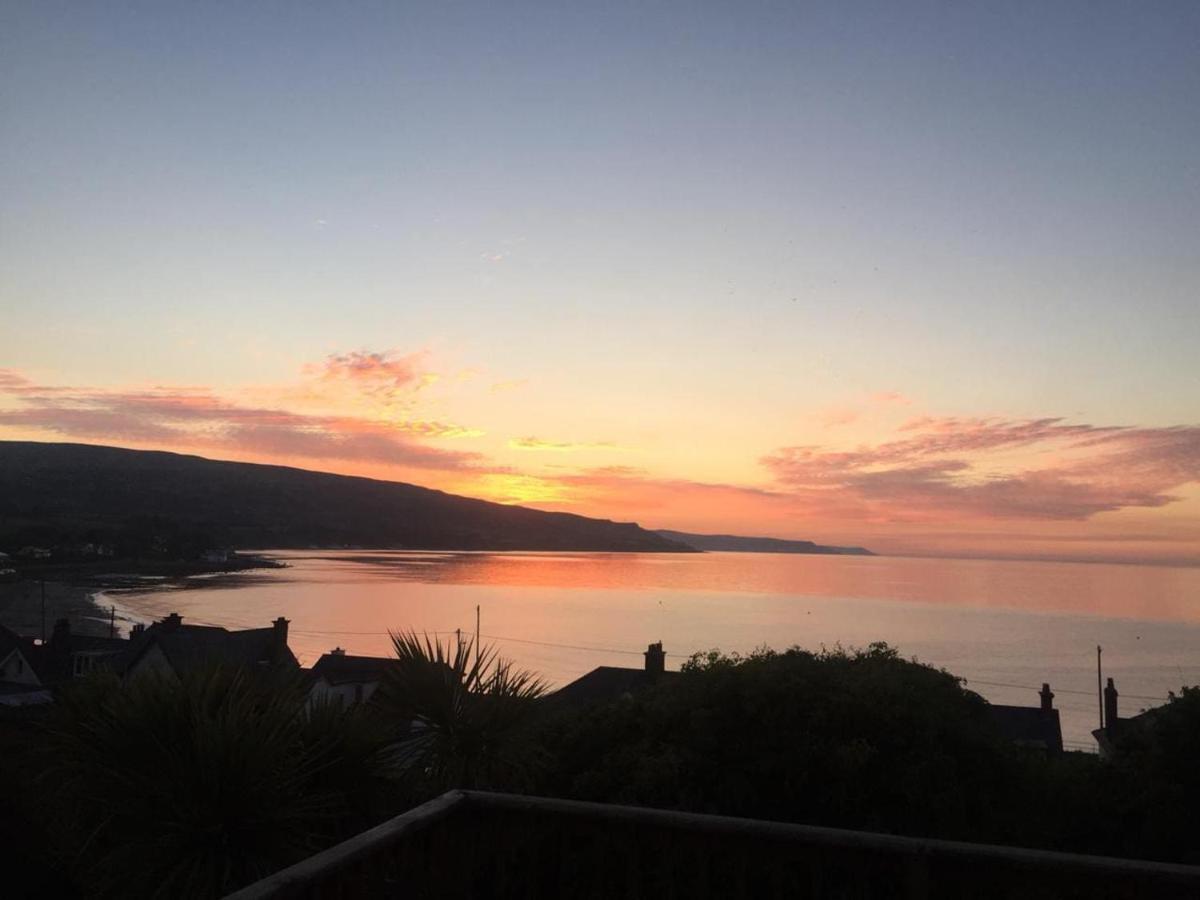 Ballygally Seaview And Garden Hideaway Bagian luar foto